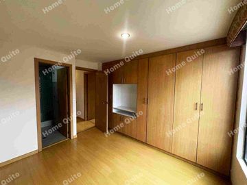 Departamento en venta en Torre San Francisco 6 de Diciembre y De Los Fresnos