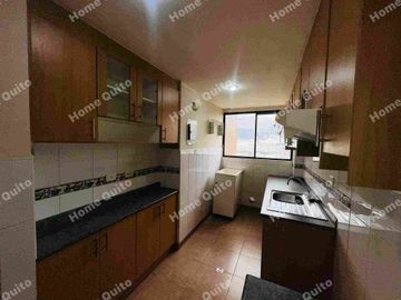Departamento en venta en Torre San Francisco 6 de Diciembre y De Los Fresnos