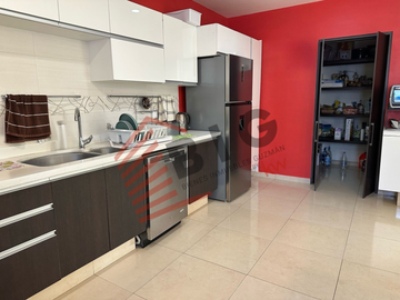 Oportunidad única en Santa Elena: casa amplia y elegante cerca del Centro de Querétaro