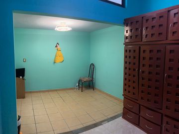 Casa en venta en Villas del Sol, Los Reyes La Paz – 2 recámaras, 2 niveles