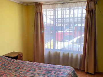 Se vende amplia casa, apta credito hipotecario 7 dormitorios, 10 estacionamientos