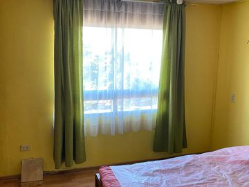 Se vende amplia casa, apta credito hipotecario 7 dormitorios, 10 estacionamientos