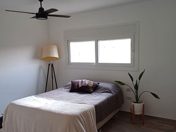 CASA TRES DORMITORIOS EN COUNTRY PUERTO DEL AGUILA-AMOBLADA-POTRERO DE GARAY-CORDOBA