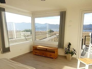 CASA TRES DORMITORIOS EN COUNTRY PUERTO DEL AGUILA-AMOBLADA-POTRERO DE GARAY-CORDOBA