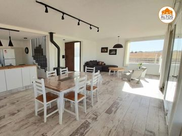 CASA TRES DORMITORIOS EN COUNTRY PUERTO DEL AGUILA-AMOBLADA-POTRERO DE GARAY-CORDOBA