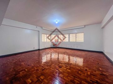 SC62 FOR SALE BIG Cut 4 Bedroom in Washington Tower near OKADA MANILA