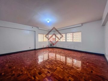 SC62 FOR SALE BIG Cut 4 Bedroom in Washington Tower near OKADA MANILA