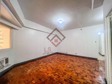 SC62 FOR SALE BIG Cut 4 Bedroom in Washington Tower near OKADA MANILA