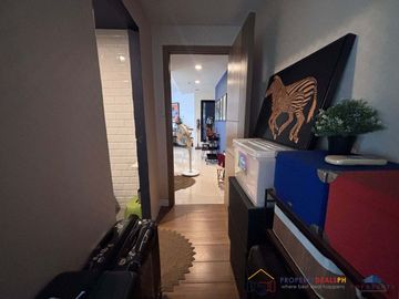 2 Bedroom Condo unit For Sale in One Central at Makati City