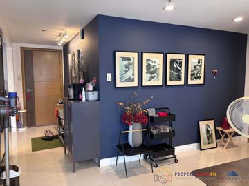 2 Bedroom Condo unit For Sale in One Central at Makati City