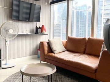 2 Bedroom Condo unit For Sale in One Central at Makati City