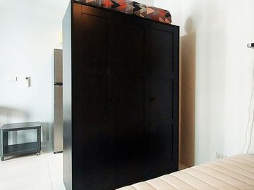 Luxury 1 bedroom condo, at floor 4 of 8, in Mantra Beach Condo