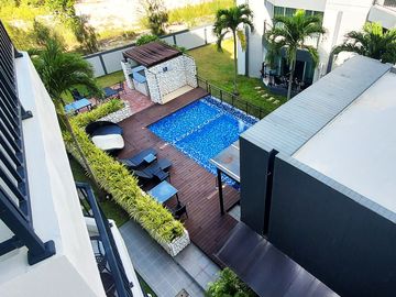 Luxury 1 bedroom condo, at floor 4 of 8, in Mantra Beach Condo