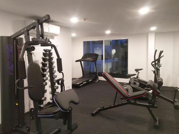 Luxury 1 bedroom condo, at floor 4 of 8, in Mantra Beach Condo