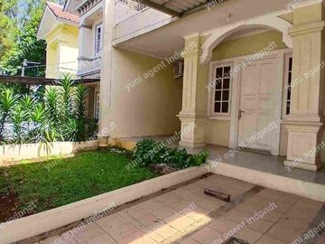 rumah sewa dekat sport club &sekolah di Legenda wisata