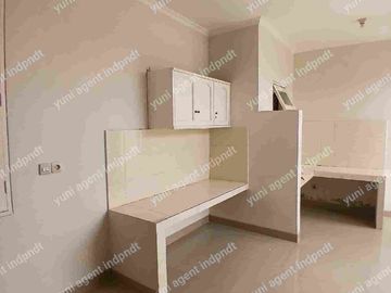rumah sewa dekat sport club &sekolah di Legenda wisata