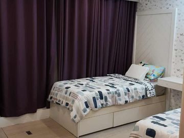 Clean Title RFO Furnished 2BR with Parking FOR SALE at One Uptown Residence BGC Taguig