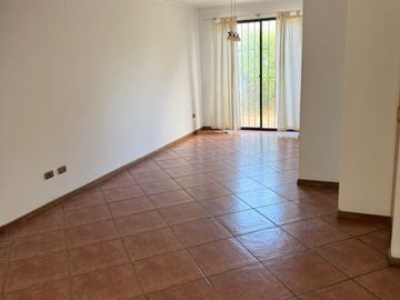 Casa en excelentes condiciones, sector oriente Talca