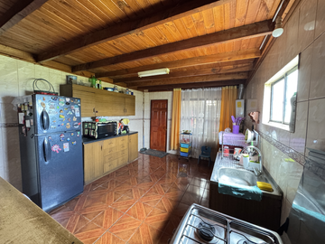 Casa 2 Pisos 5 Dirmitorios 2 Baños Parque Lantaño Chillán