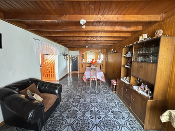 Casa 2 Pisos 5 Dirmitorios 2 Baños Parque Lantaño Chillán