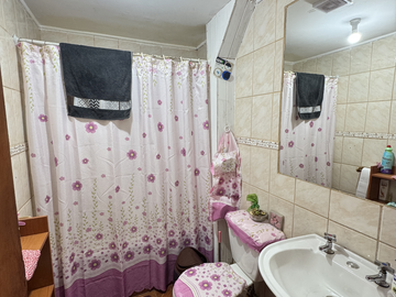 Casa 2 Pisos 5 Dirmitorios 2 Baños Parque Lantaño Chillán