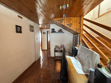 Casa 2 Pisos 5 Dirmitorios 2 Baños Parque Lantaño Chillán