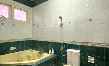 Dijual rumah di Cluster eksklusif Jati Padang Raya, Pasar Minggu, Jakarta Selatan. Cluster kecil dengan hanya 15 unit rumah, memberikan suasana tenang
