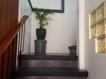 Preowned House and Lot with Pool in Filipinas Farm -EGR