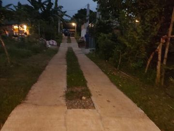 Preowned House and Lot with Pool in Silang Cavite -EGR