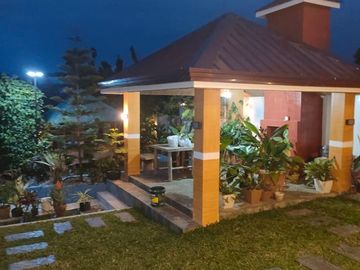 Preowned House and Lot with Pool in Silang Cavite -EGR