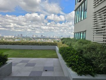 LIVE AT CALLISTO, SMART & STYLISH LIVING