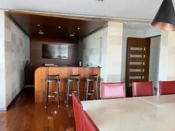 🏡 Residencia de Alto Nivel en el Prestigioso Club de Golf Huixquilucan