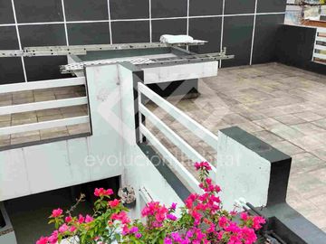 CASA SOLA EN VENTA EN CUERNAVACA CENTRO