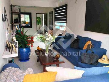 CASA SOLA EN VENTA EN CUERNAVACA CENTRO