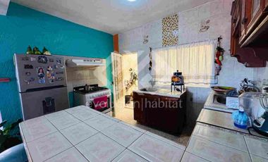 CASA SOLA EN VENTA EN FLORES MAGON CUERNAVACA