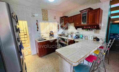 CASA SOLA EN VENTA EN FLORES MAGON CUERNAVACA