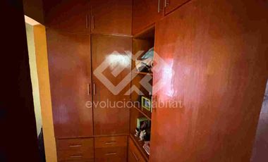 CASA SOLA EN VENTA EN FLORES MAGON CUERNAVACA