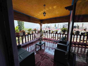 CASA SOLA EN VENTA EN FLORES MAGON CUERNAVACA