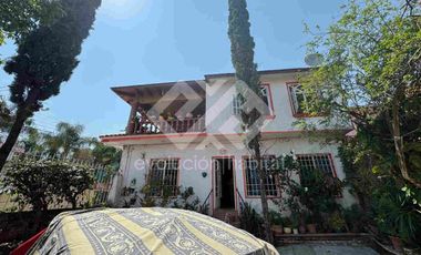 CASA SOLA EN VENTA EN FLORES MAGON CUERNAVACA
