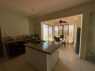 CASA CON ALBERCA EN VENTA EN RINCON DEL CONCHAL I ARLETTE FLORES
