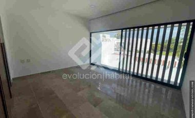 CASA SOLA EN VENTA, KLOOSTER VIVEROS, JIUTEPEC
