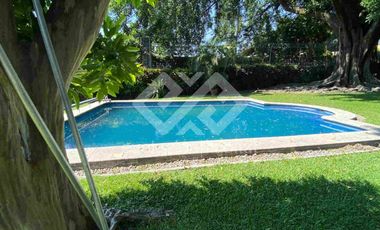 CASA SOLA EN VENTA EN AV. CUAUHTEMOC, CUERNAVACA