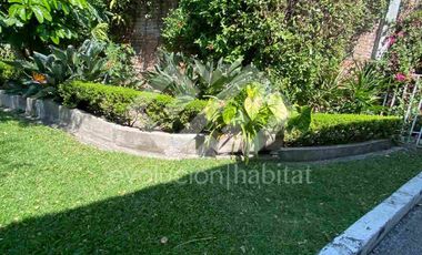CASA SOLA EN VENTA EN AV. CUAUHTEMOC, CUERNAVACA