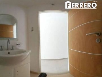 EXCELENTE DUPLEX EN MUÑIZ