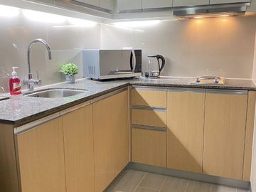 For Sale: 1 Bedroom Condo at Eastwood Luxury Global Plaza, Quezon City