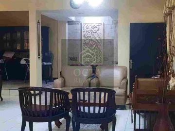 Di Jual Rumah 2 Lantai Siap Huni dan Strategis di Rawamangun Jakarta Timur