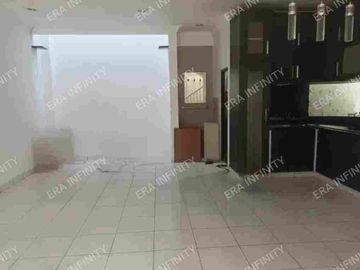 Rumah 2 lantai di perumahan Taman Aries lokasi strategis