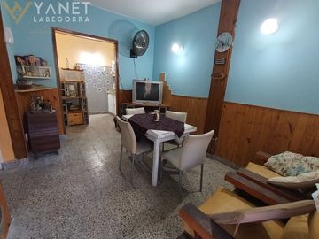 CHALET SEMI  INDEPENDIENTE AL FONDO