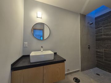 ¡Tu Nuevo Hogar Te Espera en Paseos del Sol!