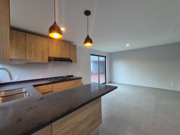 ¡Tu Nuevo Hogar Te Espera en Paseos del Sol!